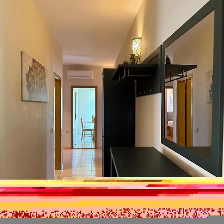 아파트 4-bedroom Lux With Amazing Scenery *