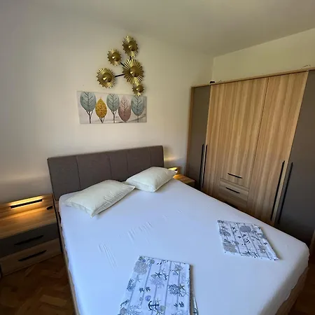 4-bedroom Lux With Amazing Scenery 트로기르