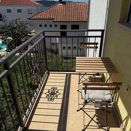 4-bedroom Lux With Amazing Scenery 트로기르