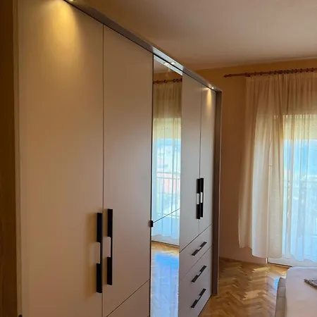 4-bedroom Lux With Amazing Scenery 트로기르