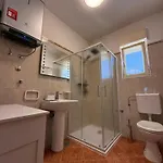 4-bedroom Lux With Amazing Scenery Apartment *