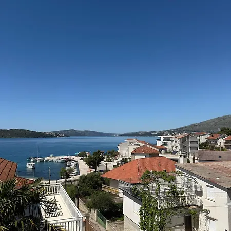 Apartment 4-bedroom Lux With Amazing Scenery