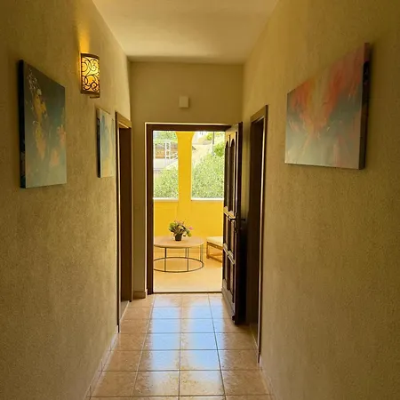 4-bedroom Lux With Amazing Scenery *