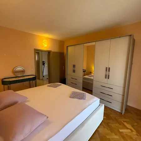 4-bedroom Lux With Amazing Scenery